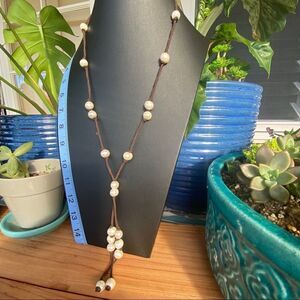 Vantel Pearl Co.  Knotty Necklace Leather Pearl
